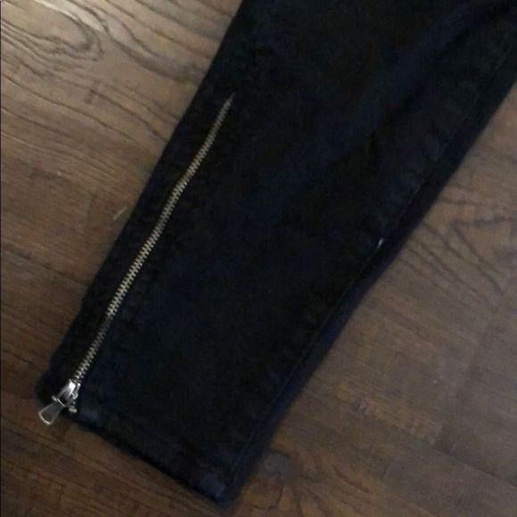 PAIGE Skinny Jeans 👖 - Picture 2 of 4